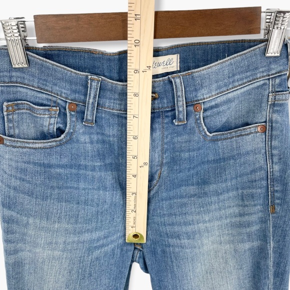 Madewell High Riser Crop Jeans in Mazzy Wash - Picture 6 of 9